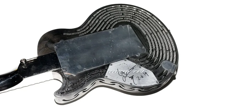 inn_guitar_06.jpg
